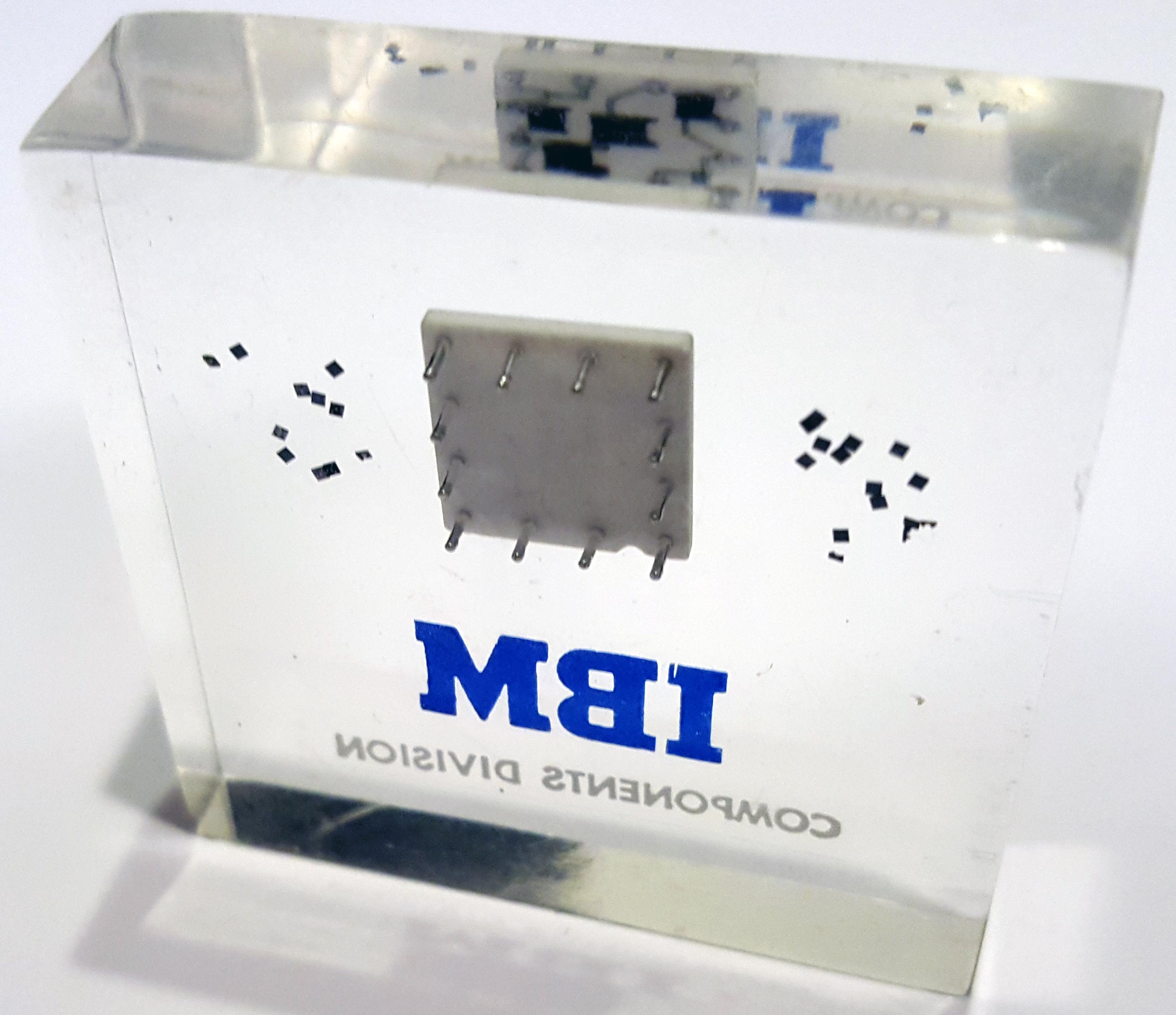 360 Model 65 SLT module in lucite: 2016 11 04 20.17.49